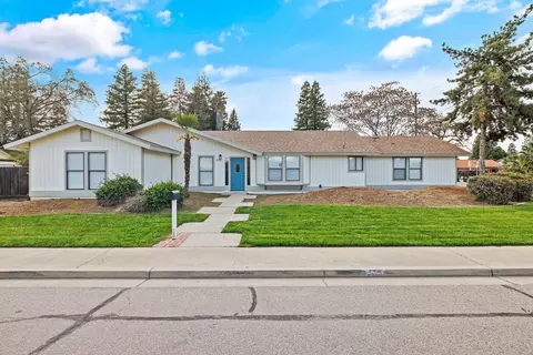 935 N Vista St, Visalia, CA 93292