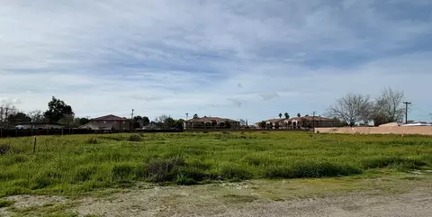 Patterson Avenue, Corcoran, CA 93212 photo 2