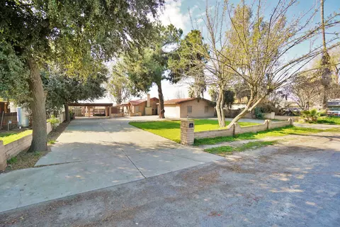 19611 Fair Oaks Ave, Lemoore, CA 93245