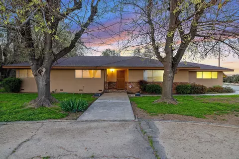 10682 Avenue 104, Pixley, CA 93256
