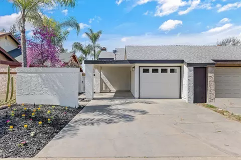 1707 N Tipton St, Visalia, CA 93292