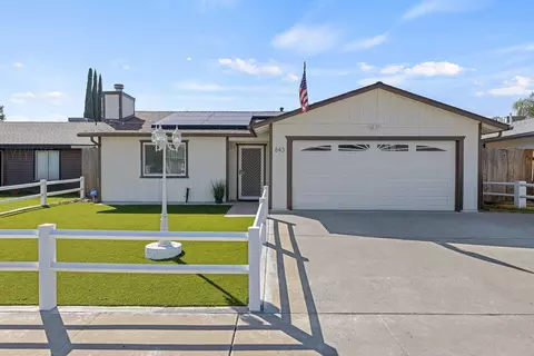 843 Belmont St, Tulare, CA 93274