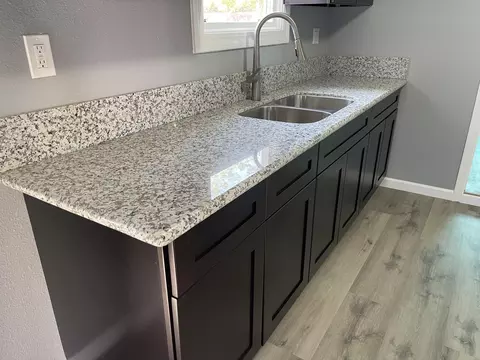 15692 Avenue 328, Ivanhoe, CA 93235 photo 6