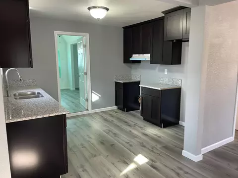 15692 Avenue 328, Ivanhoe, CA 93235 photo 8