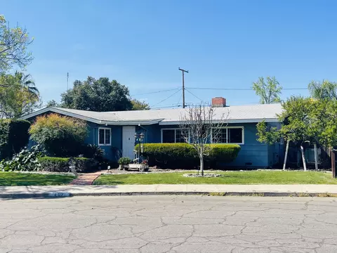 402 Lenox Ave, Exeter, CA 93221