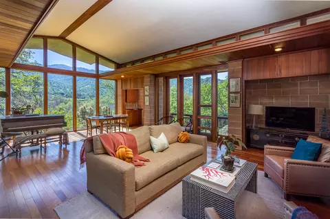 Living - 43452 Kaweah River Dr, Three Rivers, CA 93271 photo 3 of 3