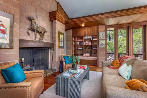 Living - 43452 Kaweah River Dr, Three Rivers, CA 93271 photo 1 of 3