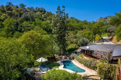 43452 Kaweah River Dr, Three Rivers, CA 93271