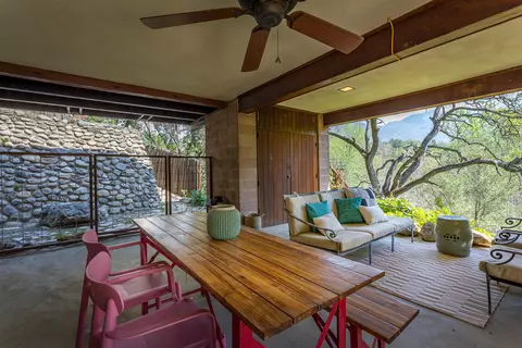 Exterior - 43452 Kaweah River Dr, Three Rivers, CA 93271 photo 7 of 9