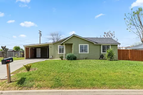 243 S Acacia St, Woodlake, CA 93286