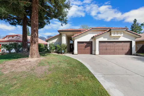 3312 S Stover St, Visalia, CA 93292