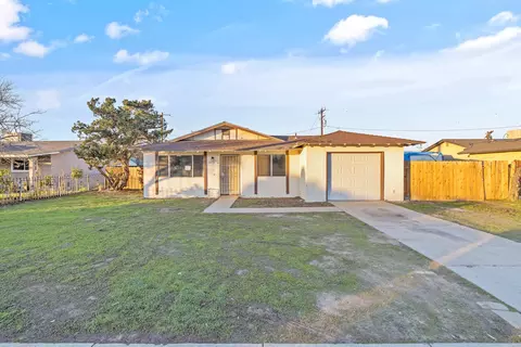 4416 W Victor Ave, Visalia, CA 93277
