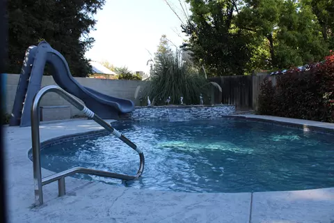 Exterior - 2506 E Vassar Ct, Visalia, CA 93292 photo 1 of 7