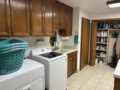 Other - 2506 E Vassar Ct, Visalia, CA 93292 photo 5 of 5
