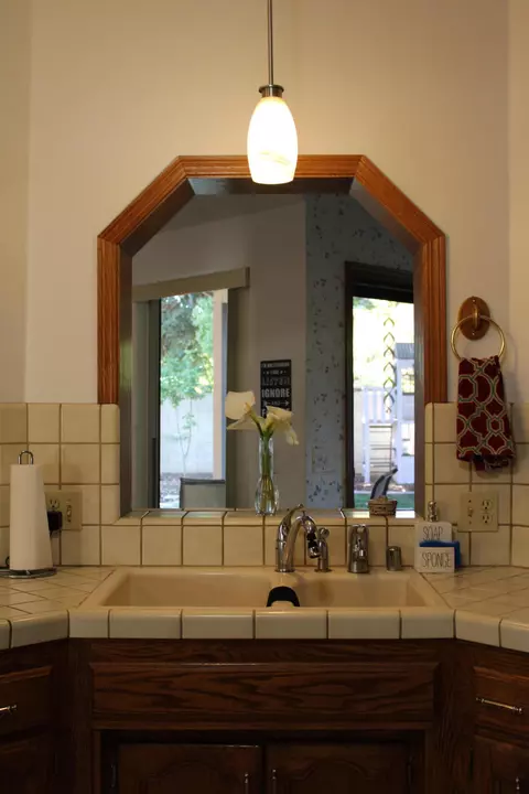 Kitchen - 2506 E Vassar Ct, Visalia, CA 93292 photo 3 of 3