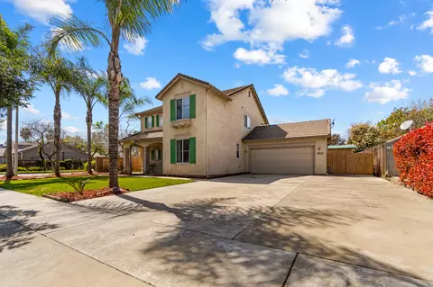 3827 S Bollinger St, Visalia, CA 93277
