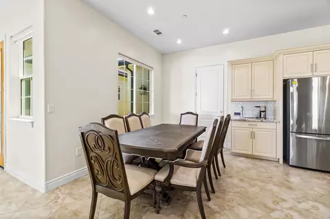 3114 E Beech Ct, Visalia, CA 93292 photo 17