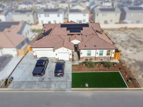 3114 E Beech Ct, Visalia, CA 93292 photo 56