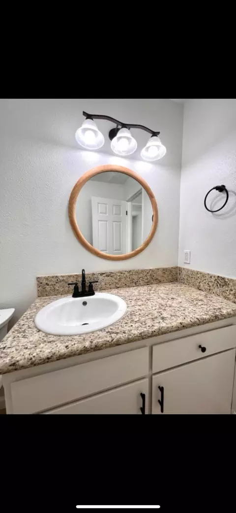 32621 Grove St, Ivanhoe, CA 93235 photo 6