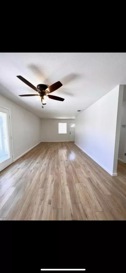 32621 Grove St, Ivanhoe, CA 93235 photo 5