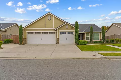 2485 Seaside Ave, Tulare, CA 93274