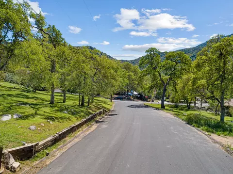 Quail Drive, Three Rivers, CA 93271