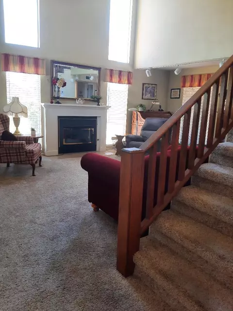 1926 E Harold Ave, Visalia, CA 93292 photo 4