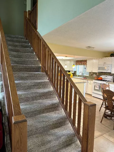 1926 E Harold Ave, Visalia, CA 93292 photo 8