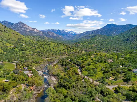 View/Area - 43840 Dinely Dr, Three Rivers, CA 93271 photo 6 of 20