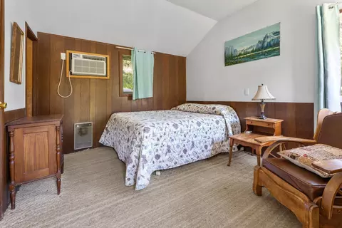 Bedroom - 43840 Dinely Dr, Three Rivers, CA 93271 photo 3 of 6