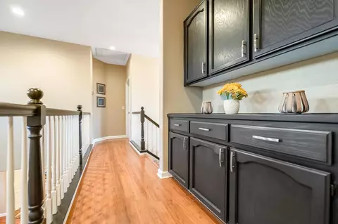 Entry Way - 1543 E Beech Dr, Visalia, CA 93292 photo 13 of 16