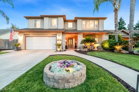 1543 E Beech Dr, Visalia, CA 93292