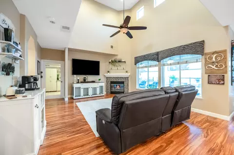Other - 1543 E Beech Dr, Visalia, CA 93292 photo 4 of 18