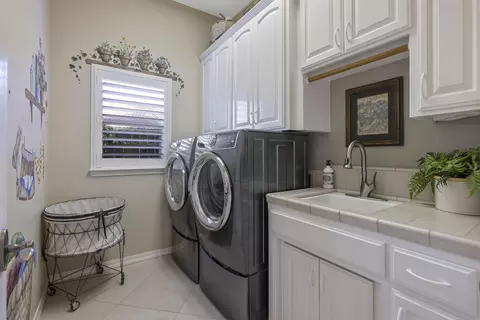 Other - 2728 E Harter Ct, Visalia, CA 93292 photo 3 of 8