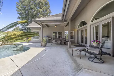 Exterior - 2728 E Harter Ct, Visalia, CA 93292 photo 18 of 27