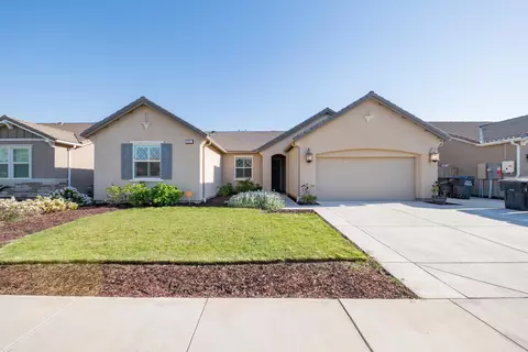 6327 W Elowin Ave, Visalia, CA 93291