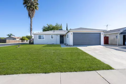 2231 W Belleview Ave, Porterville, CA 93257
