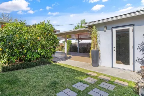 Exterior - 1703 W Laurel Ave, Visalia, CA 93277 photo 17 of 21