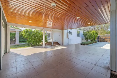 Living - 1703 W Laurel Ave, Visalia, CA 93277 photo 3 of 3