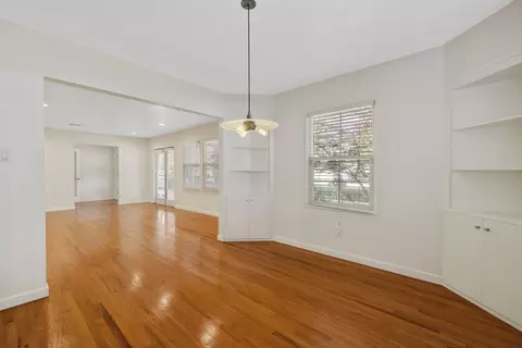 Living - 1703 W Laurel Ave, Visalia, CA 93277 photo 2 of 3