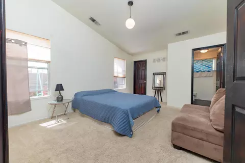 211 Riviera Dr, Lemoore, CA 93245 photo 9