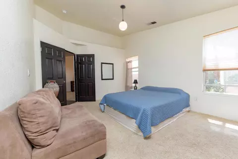 211 Riviera Dr, Lemoore, CA 93245 photo 11