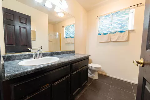 211 Riviera Dr, Lemoore, CA 93245 photo 12