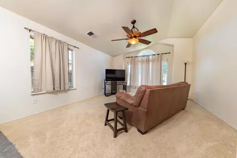 211 Riviera Dr, Lemoore, CA 93245 photo 6