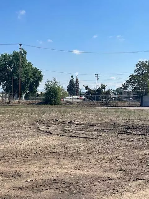 1100 E Main St, Visalia, CA 93292 photo 3