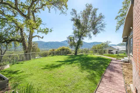 Exterior - 40988 Millwood Rd, Dunlap, CA 93621 photo 8 of 16