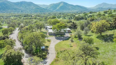 View/Area - 40988 Millwood Rd, Dunlap, CA 93621 photo 2 of 5