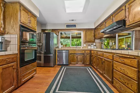 Kitchen - 2441 E Princeton Ave, Visalia, CA 93292 photo 3 of 7