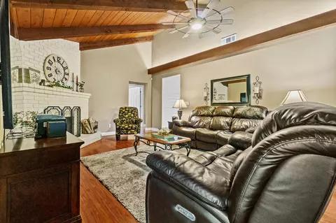 Living - 2441 E Princeton Ave, Visalia, CA 93292 photo 6 of 7