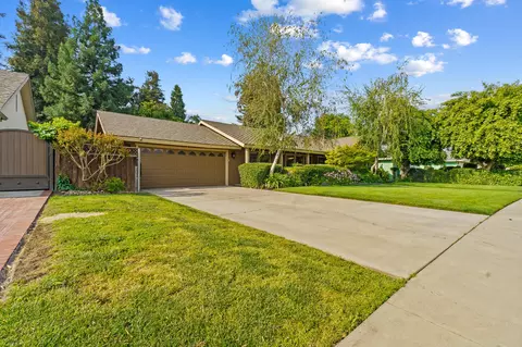 Exterior - 2441 E Princeton Ave, Visalia, CA 93292 photo 3 of 21